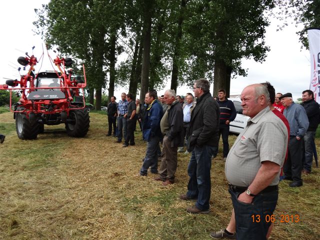 kuhn demo-13-06-2013