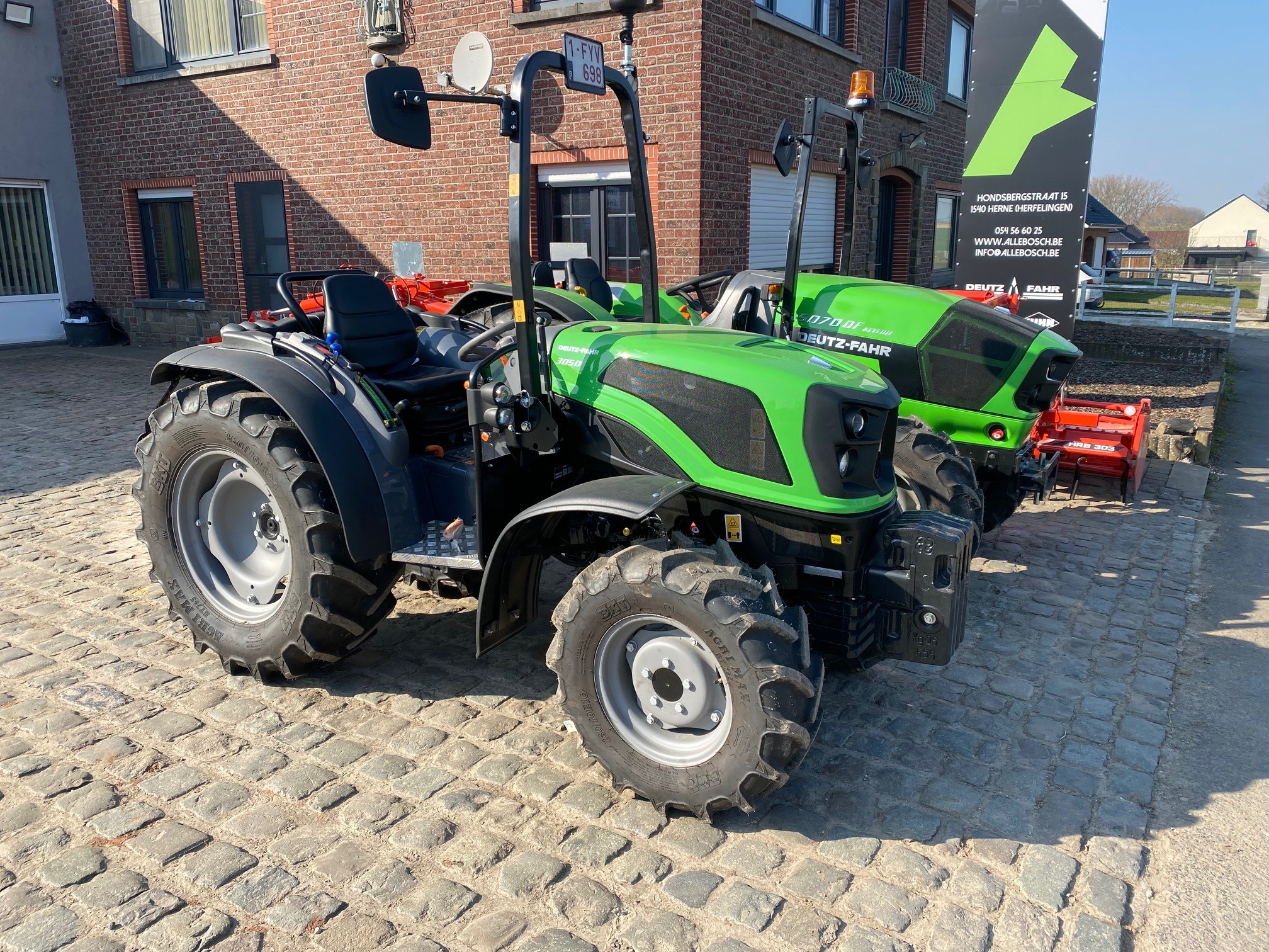 LEVERING 3050